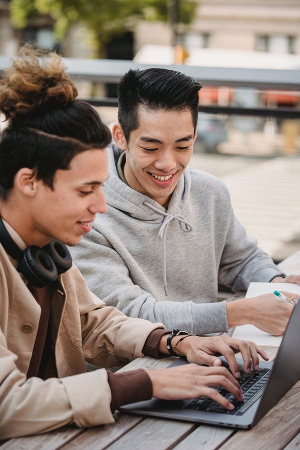 TBS Master in Marketing in Barcelona (in English) - get in touch image